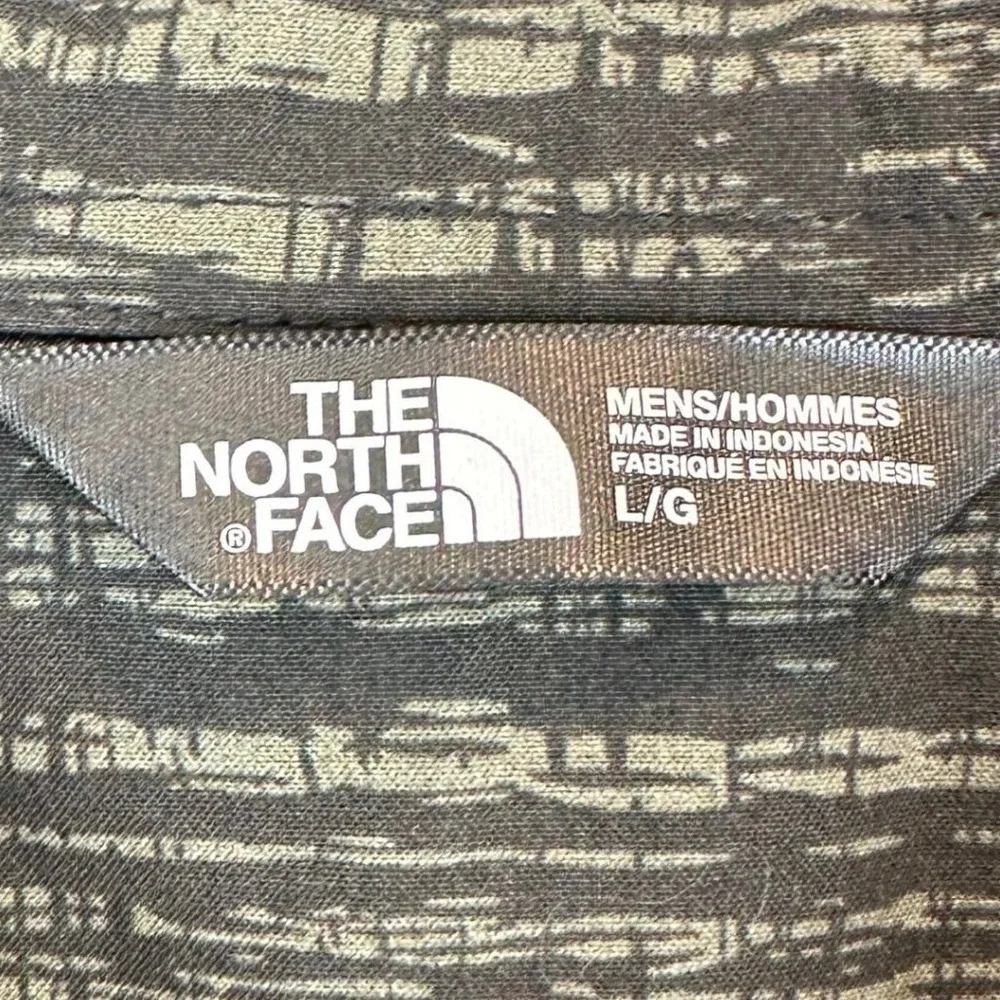 The North Face Shirt Mens Large Olive Green Geometric Button Up Long Sleeve Logo